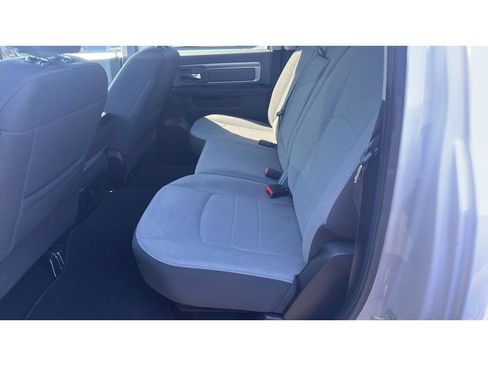 Used 2023 RAM 1500 Classic SLT AWD/4WD image 16