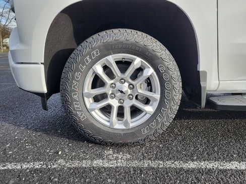 New 2026 Chevrolet Silverado 1500 RST AWD/4WD image 24