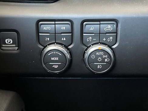 New 2026 GMC Sierra 2500 AT4X AWD/4WD image 31