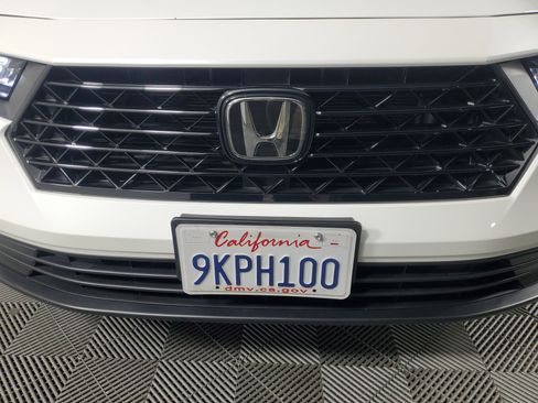 Used 2024 Honda Accord EX image 10