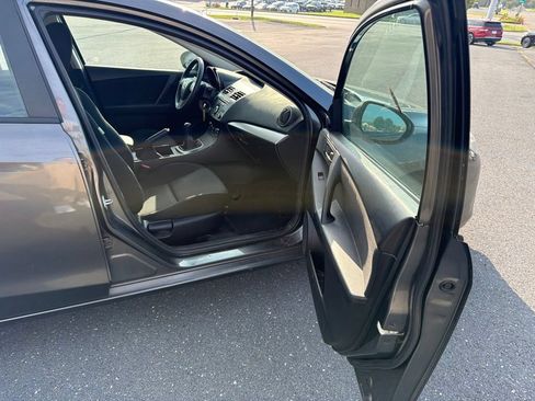 Used 2012 MAZDA MAZDA3 i Touring FWD image 21