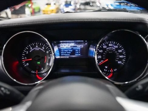 Used 2017 Ford Mustang Coupe RWD image 5