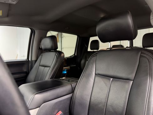 Used 2020 Ford F150 Lariat w/ Equipment Group 502A Luxury image 5