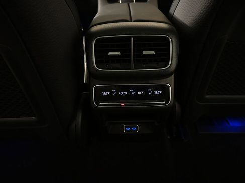 New 2026 Mercedes-Benz GLS 450 4MATIC image 18