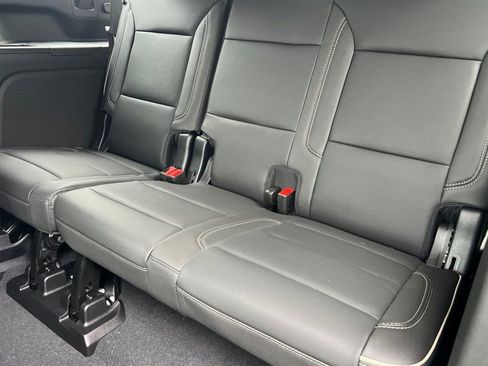 New 2026 GMC Yukon XL Elevation AWD/4WD image 12