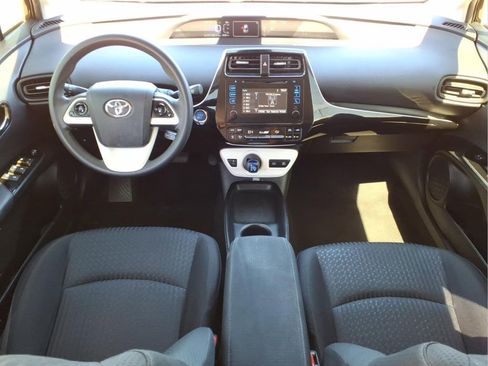 Used 2018 Toyota Prius Two w/ Prius Two Safety Plus Package image 19