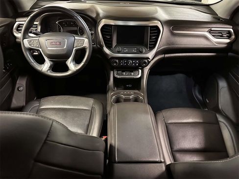 Used 2023 GMC Acadia SLT w/ Elevation Edition image 16