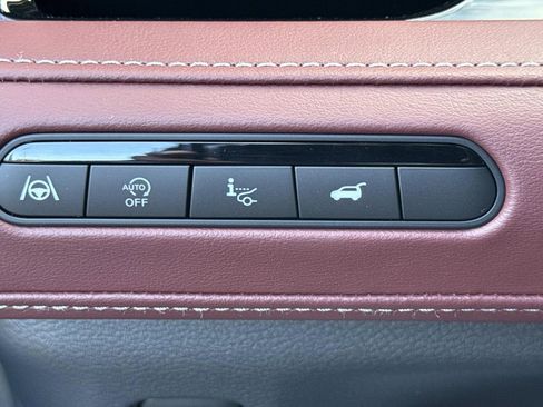 New 2026 INFINITI QX80 Autograph image 13