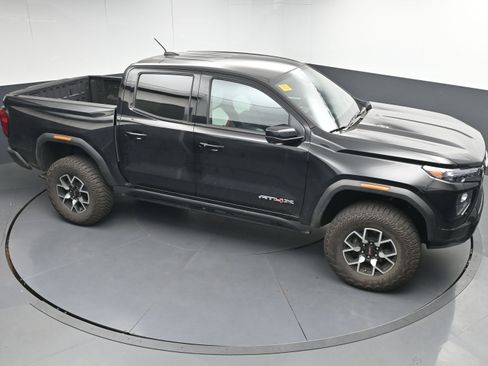 Used 2024 GMC Canyon AT4X image 33