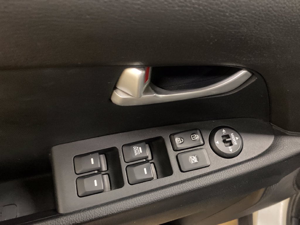 Used 2016 Kia Sportage LX AWD/4WD image 10