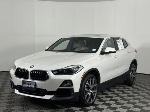 Used 2018 BMW X2 xDrive28i w/ Convenience Package AWD/4WD image 3