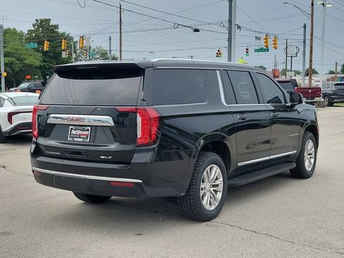 Used 2024 GMC Yukon XL SLT w/ SLT Luxury Package AWD/4WD image 6