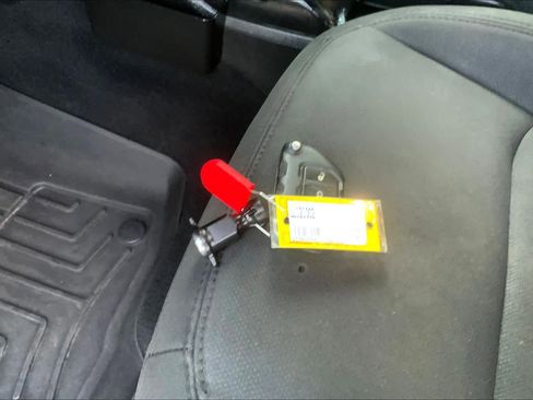 Used 2020 Jeep Gladiator Sport w/ Quick Order Package 24S image 13