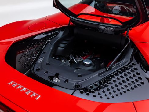 Certified 2025 Ferrari SF90 Spider AWD/4WD image 36