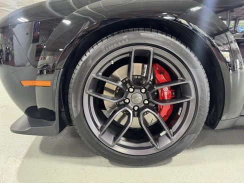 Used 2019 Dodge Challenger SRT Hellcat Redeye image 9