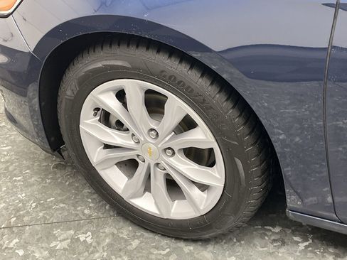 Used 2021 Chevrolet Malibu LT image 29