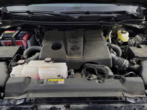 Used 2022 Toyota Tundra Limited AWD/4WD image 13