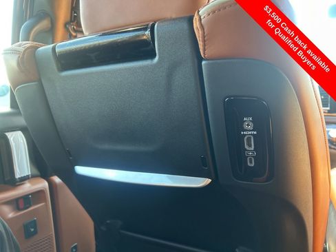 New 2026 Chrysler Pacifica Pinnacle w/ Trailer Tow Group image 30