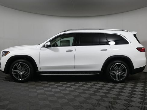 New 2026 Mercedes-Benz GLS 450 4MATIC image 2