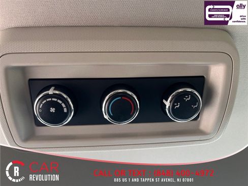 Used 2019 Dodge Grand Caravan SE FWD image 28