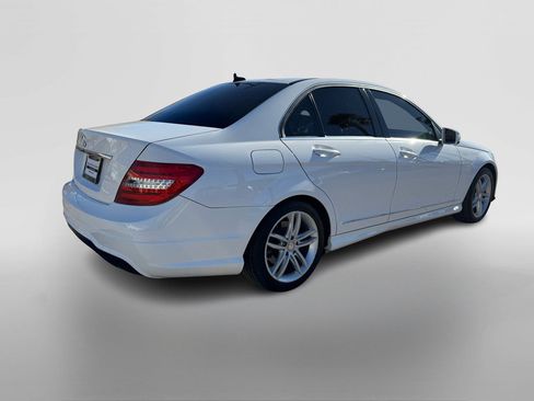 Used 2013 Mercedes-Benz C 250 Luxury image 5