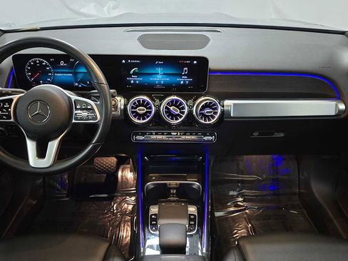 Used 2020 Mercedes-Benz GLB 250 4MATIC image 18
