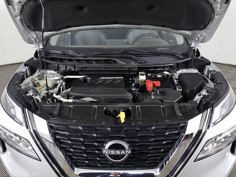 Used 2023 Nissan Rogue SV image 17