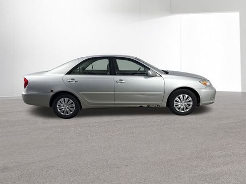 Used 2004 Toyota Camry LE image 31