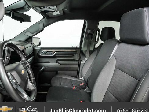 Used 2022 Chevrolet Silverado 1500 LT AWD/4WD image 5