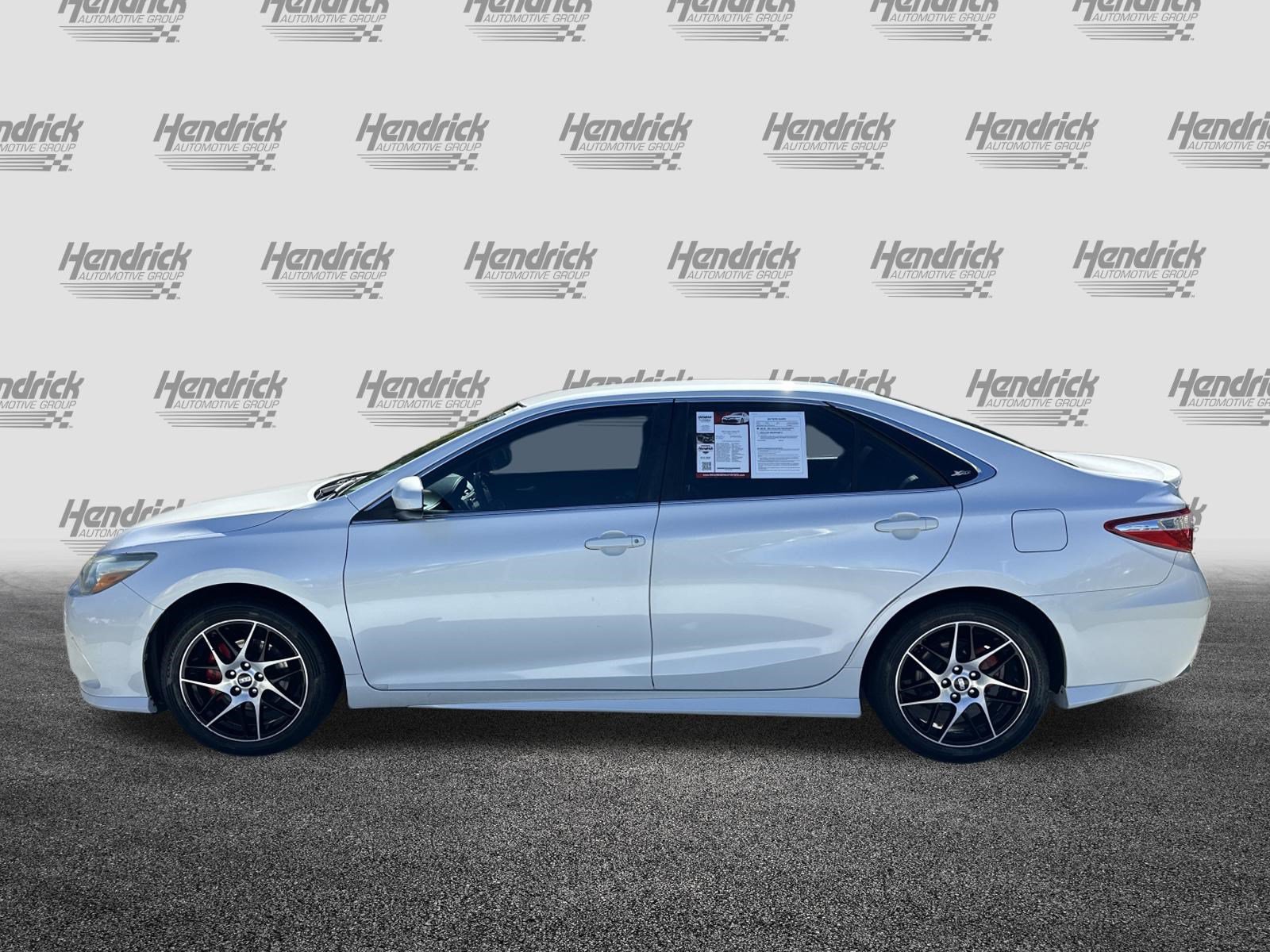 Used 2016 Toyota Camry SE FWD image 7