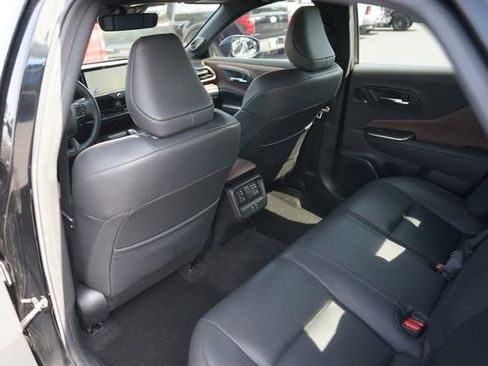 Used 2023 Toyota Crown AWD/4WD image 12