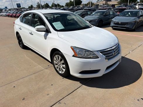 Used 2015 Nissan Sentra S FWD image 7