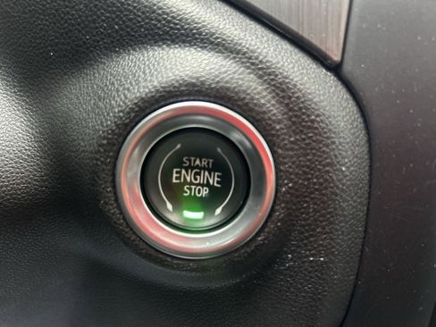 Used 2023 GMC Sierra 2500 Denali w/ Denali Ultimate Package image 12