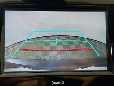 Used 2020 Toyota Camry LE image 14