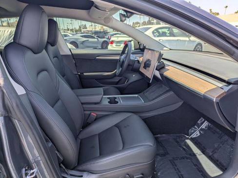 Used 2023 Tesla Model 3 Standard Range RWD image 21