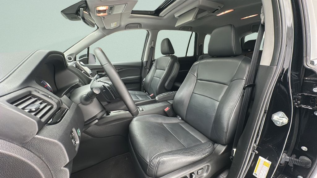 Used 2019 Honda Pilot Touring image 14