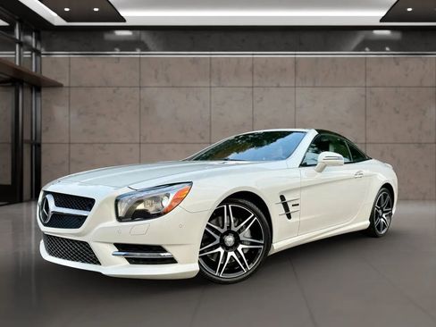 Used 2015 Mercedes-Benz SL 550 image 14