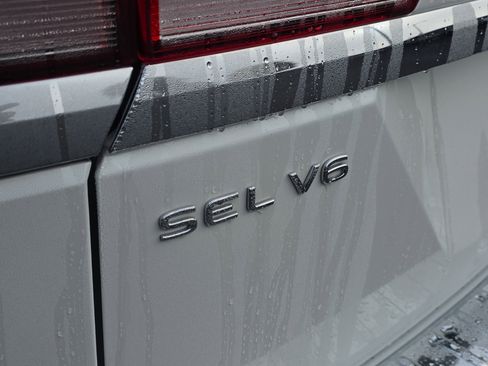 Used 2023 Volkswagen Atlas SEL image 6