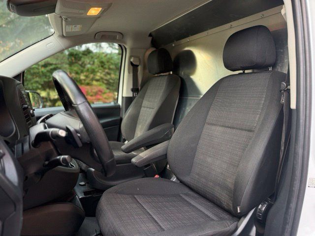Used 2020 Mercedes-Benz Metris image 9