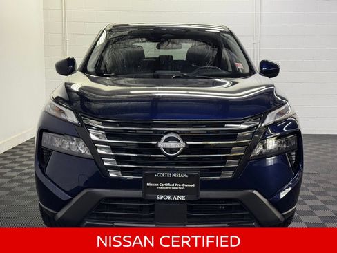Certified 2025 Nissan Rogue SV AWD/4WD image 8