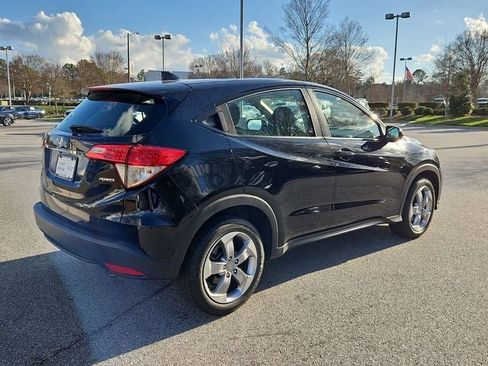 Used 2022 Honda HR-V LX image 7