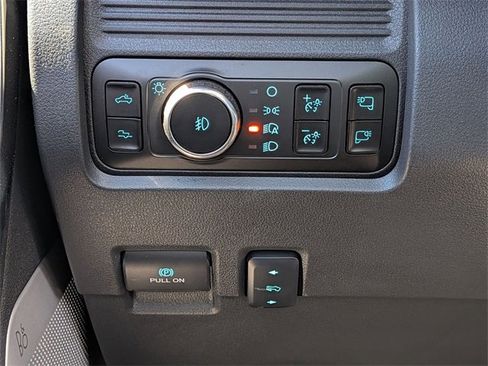 Used 2025 Ford F250 Platinum image 24