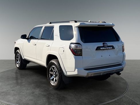 Used 2020 Toyota 4Runner TRD Off-Road AWD/4WD image 7