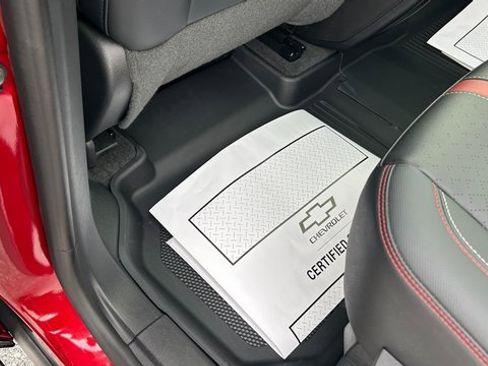 Certified 2024 Chevrolet Traverse RS image 36