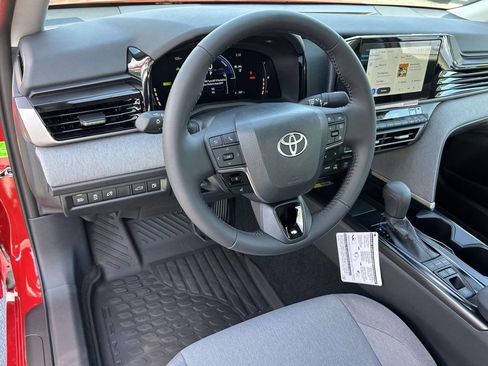 New 2026 Toyota Camry LE w/ Convenience Package FWD image 12