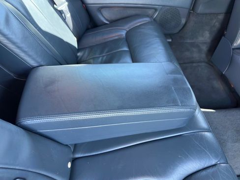Used 2009 Cadillac DTS Limousine FWD image 34