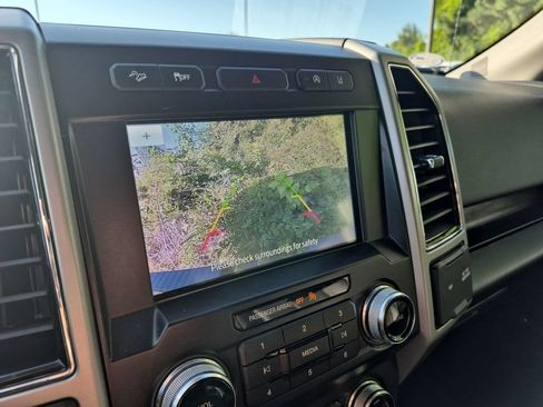 Used 2020 Ford F150 Lariat w/ Equipment Group 502A Luxury AWD/4WD image 21
