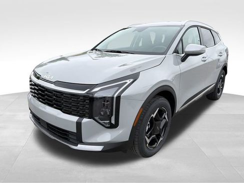 New 2026 Kia Sportage EX AWD/4WD image 3