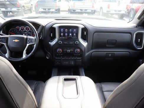 Used 2020 Chevrolet Silverado 3500 LTZ image 18