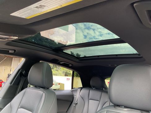 Used 2020 Audi Q8 Premium Plus w/ Premium Plus Package image 27